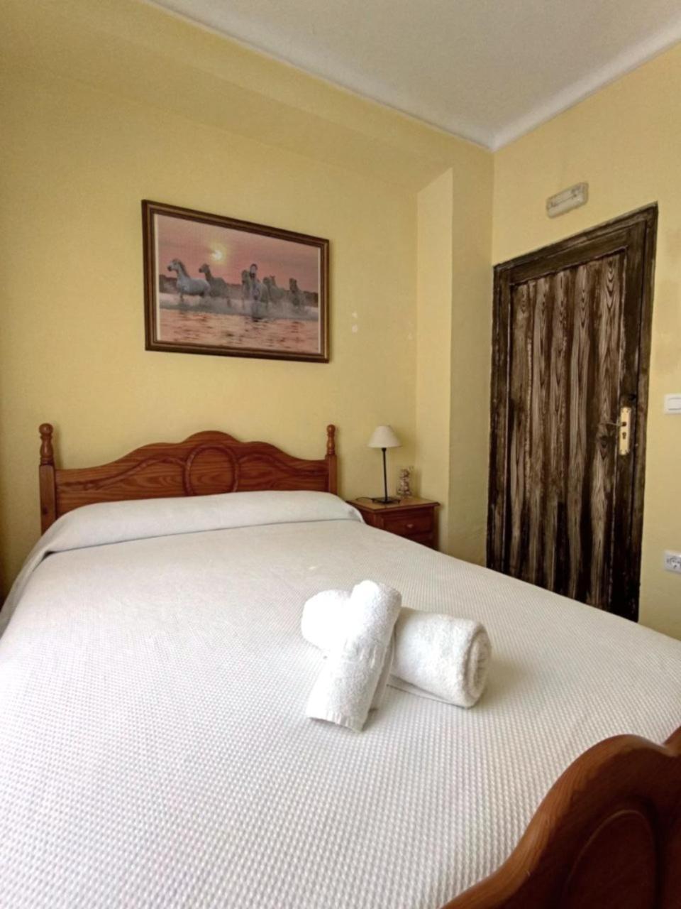 Hostal R-Conecta Cuevas De San Marcos Extérieur photo